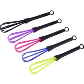 mini fouet pour couleur